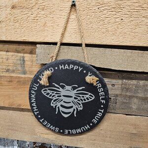 Round Slate Hanging Plaque – Inspirational Bee Design